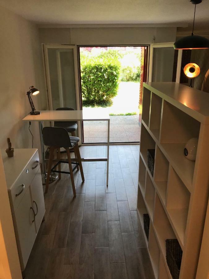 Large Studio Near Epfl And Lausanne City Center Ecublens  Buitenkant foto